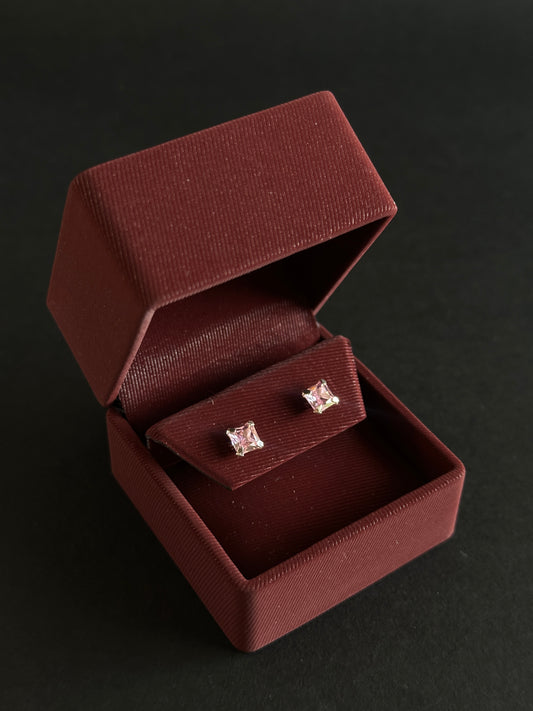 Aretes de Circón Rosado Cuadrado en Plata Ley 925