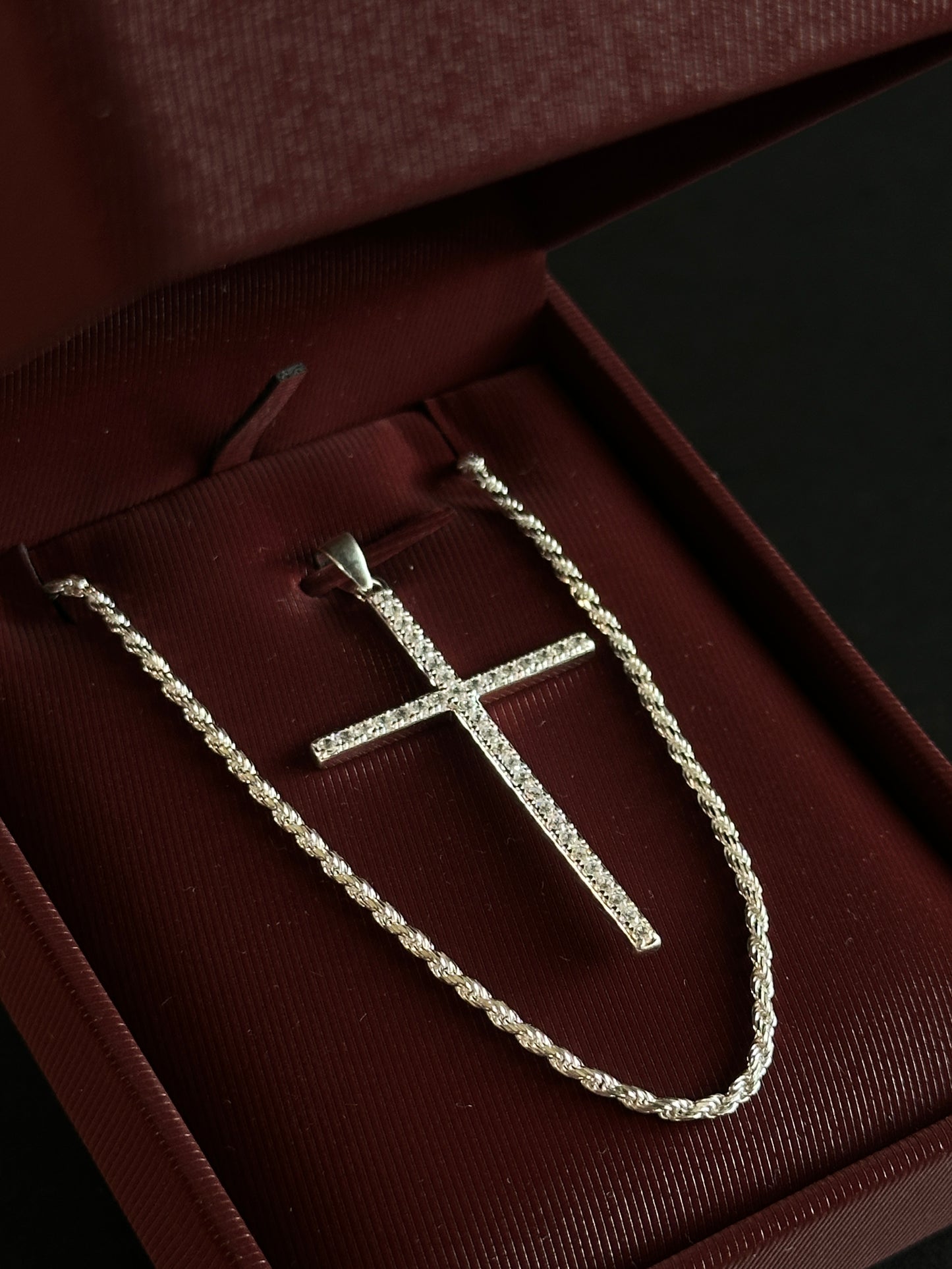 Cadena Tejido Lazo con Dije de Cruz Clásica - 45 cm - Plata Ley 925