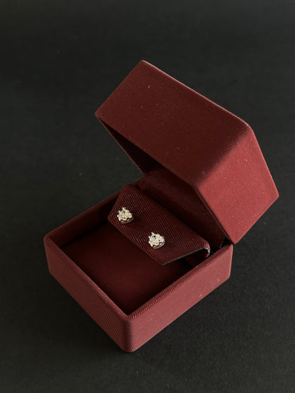 Aretes Corazón con Circón en Plata Ley 925