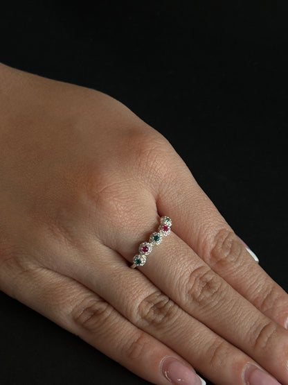 Anillo Multicolor de Cinco Piedras en Plata Ley 925