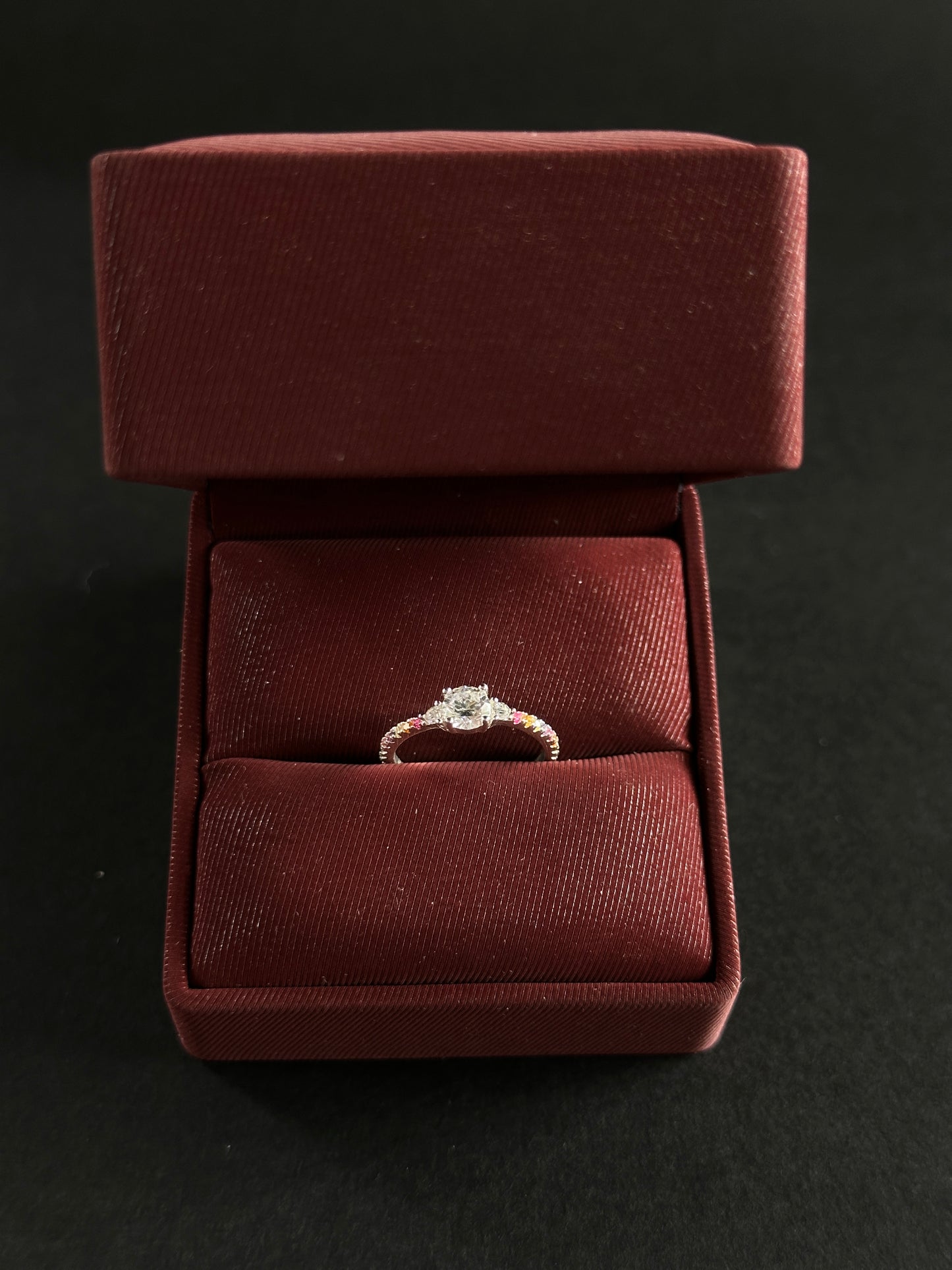 Anillo Multicolor con Circones en Plata Ley 925