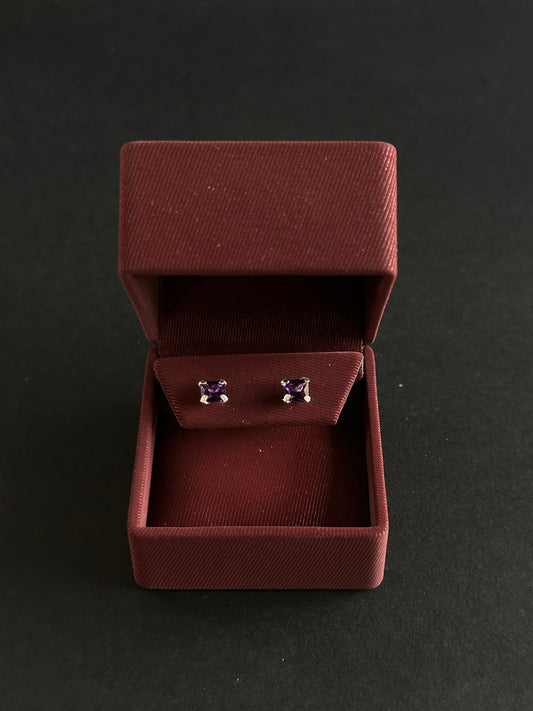 Aretes de Circón morado Cuadrado en Plata Ley 925