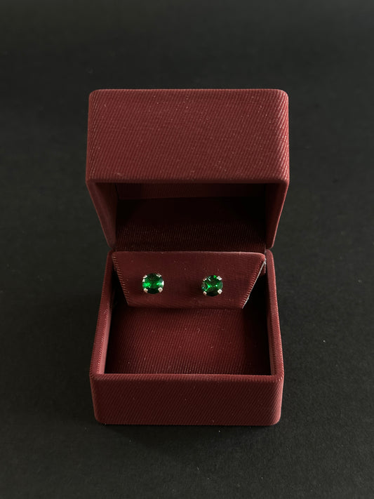 Aretes de Circón verde redondo en Plata Ley 925