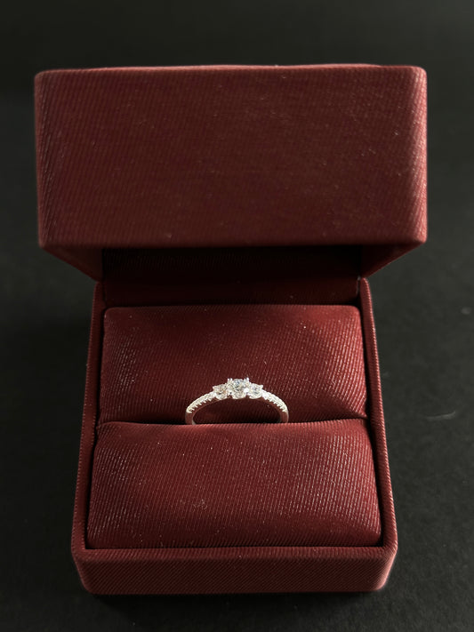 Anillo Trilogía Plateada en Plata Ley 925