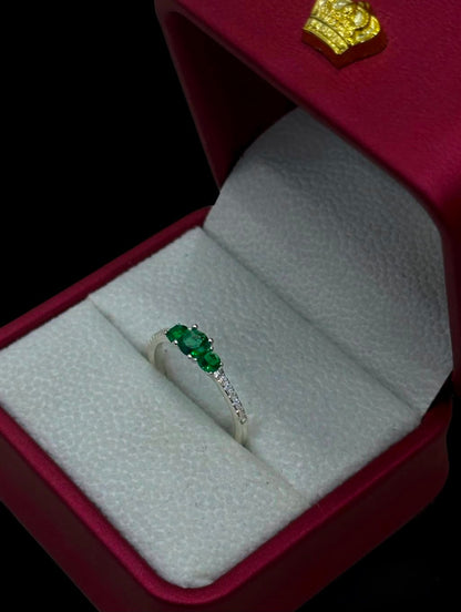 Anillo Trilogía Verde en Plata Ley 925