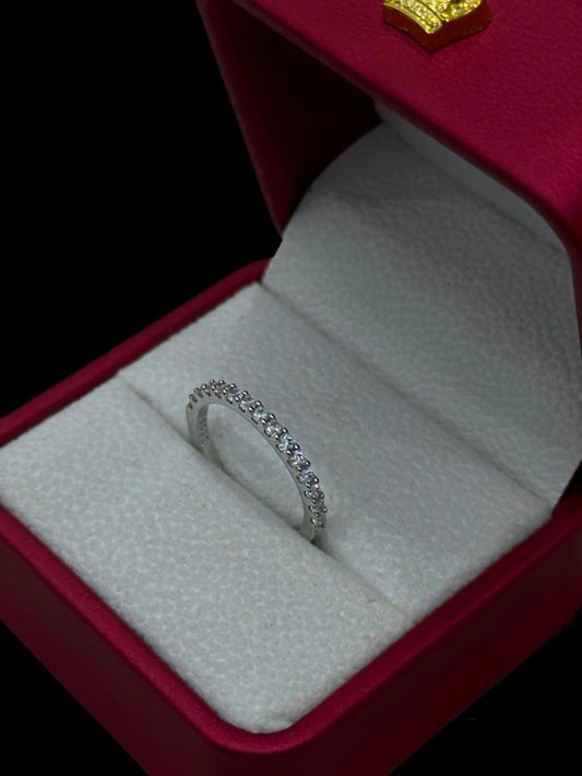 Anillo Eternity de Circones en Plata Ley 925