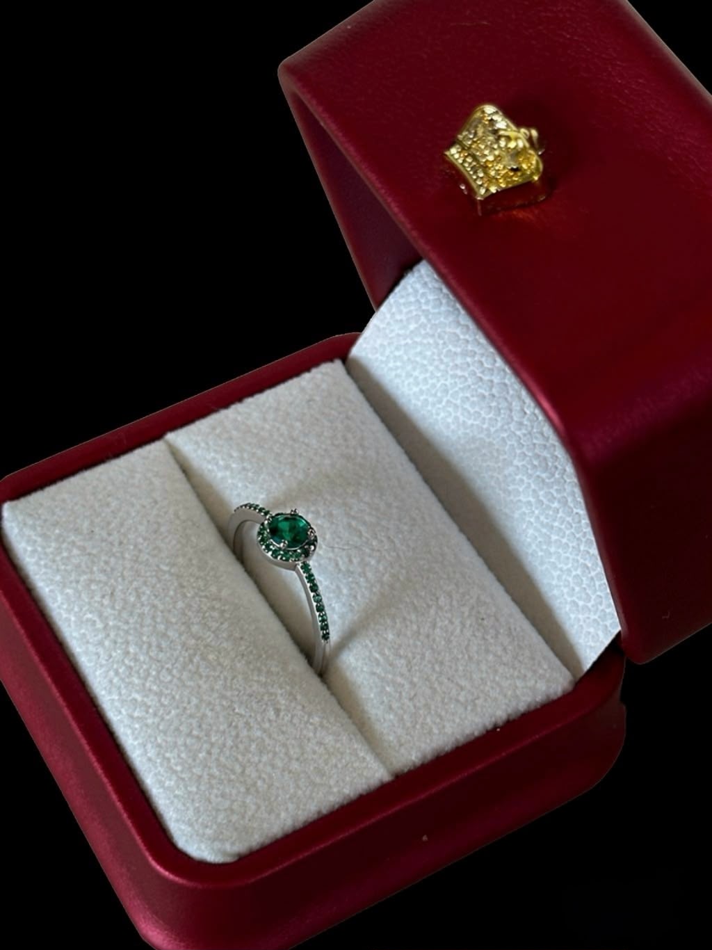 Anillo Verde Halo con Circones en Plata Ley 925