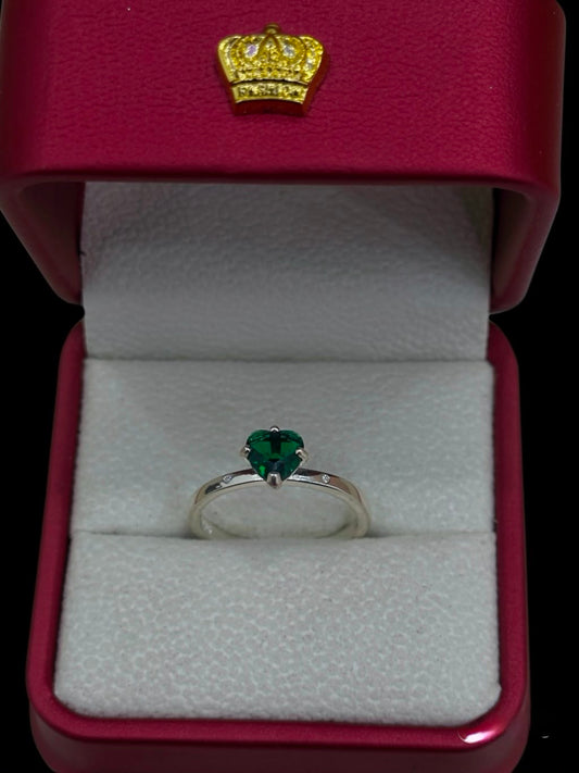 Anillo Corazón Verde con Circones en Plata Ley 925