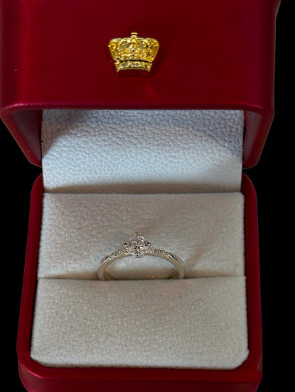 Anillo Solitario Clásico con Circones en Plata Ley 925
