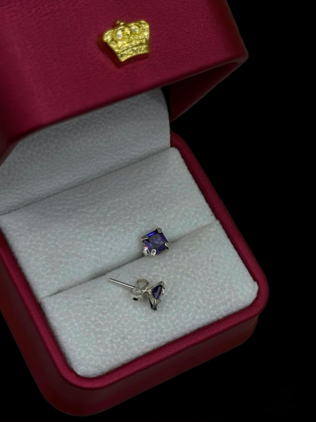 Aretes de Circón morado Cuadrado en Plata Ley 925