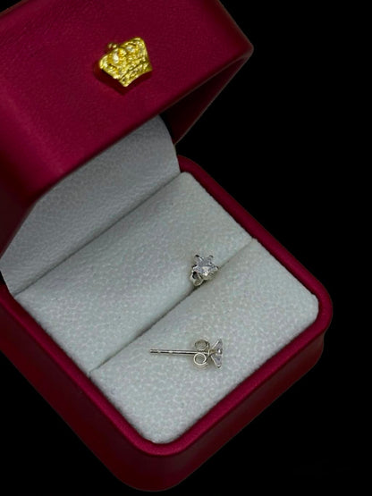 Aretes de Circón plateado en forma de estrella en Plata Ley 925