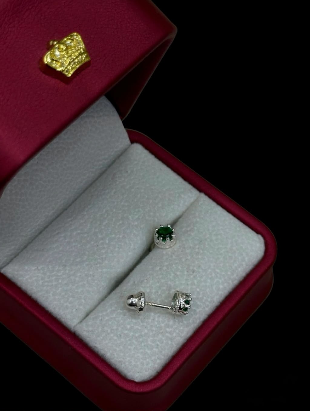 Aretes de Circón Verde Redondo en Plata Ley 925